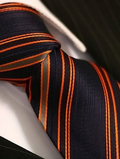 Seidenkrawatte orange mit Streifenmuster, Artikel 1626