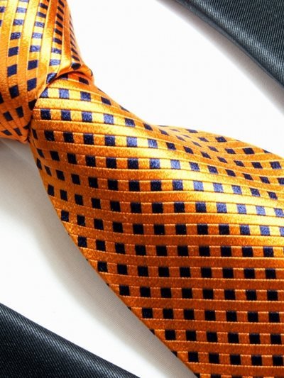 Seidenkrawatte orange gemustert, Artikel 1044